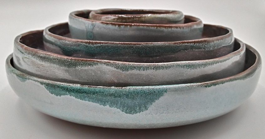 Conjunto de 5 platitos apilables verdes